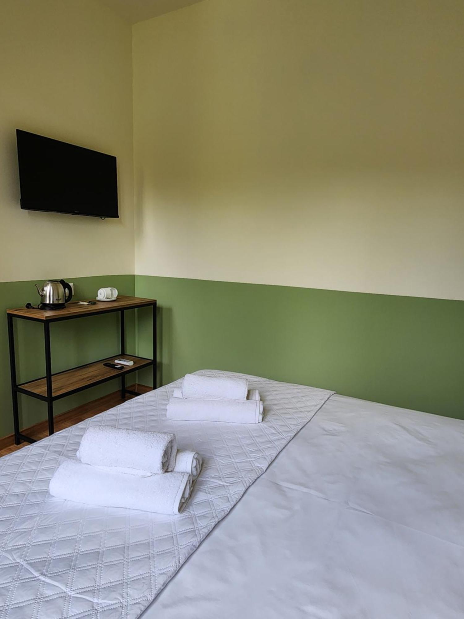 Dro Hotel Kutaisi Exteriör bild